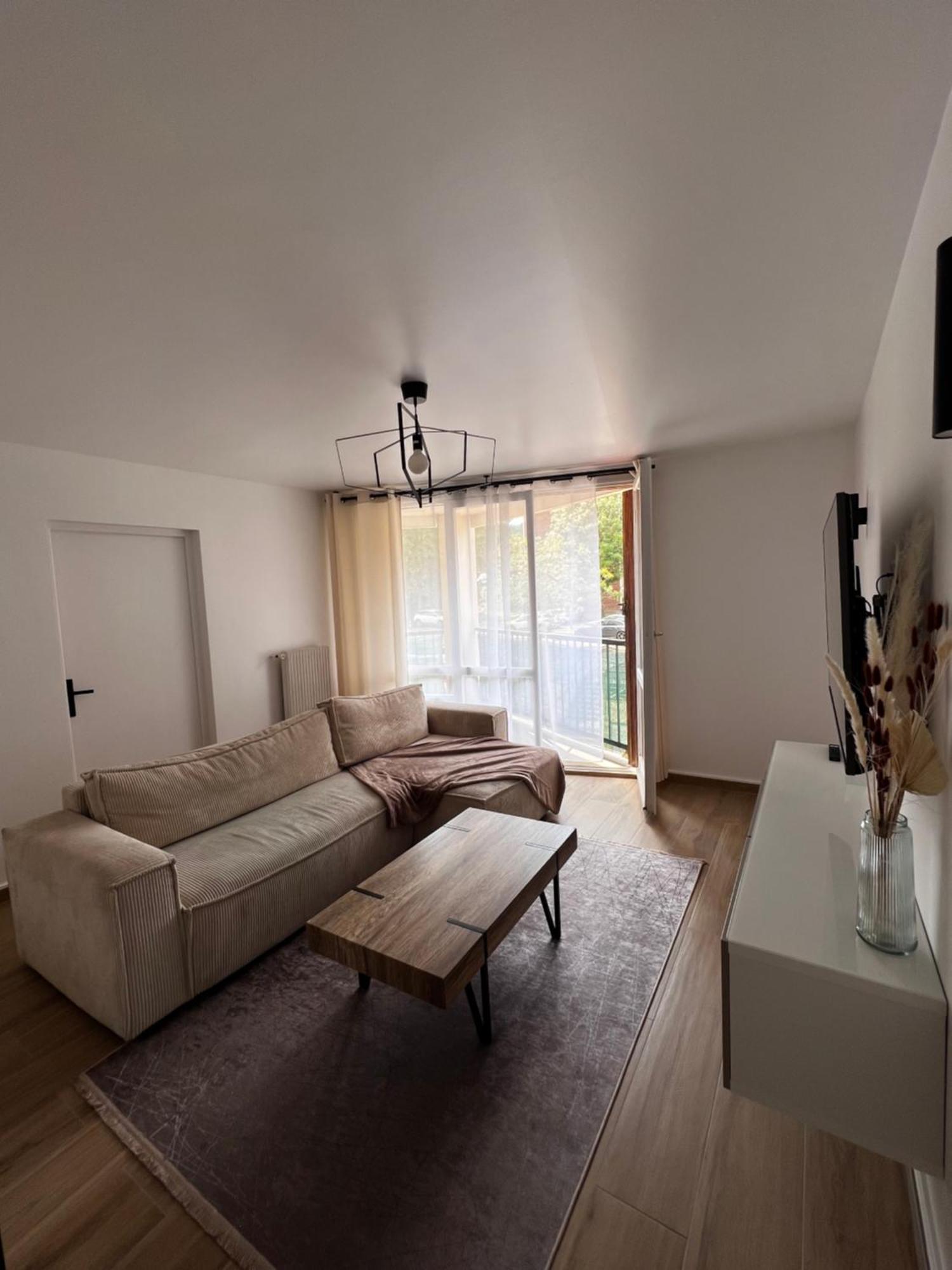 Tres Beau T3 Neuf A Franconville ฟรังกงวิลล์ ภายนอก รูปภาพ
